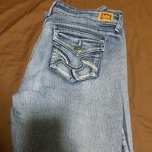 LIKE NEW! L.E.I Jean's